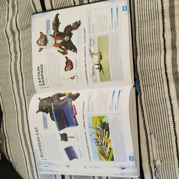 ROBLOX CHARACTER ENCYCLOPEDIA - Picture 2 of 8